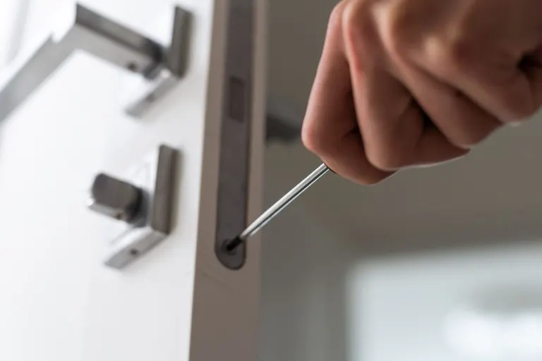 Maîtrise et Sécurité : Le Contrôle d'Accès pour les Locations Airbnb à Liège